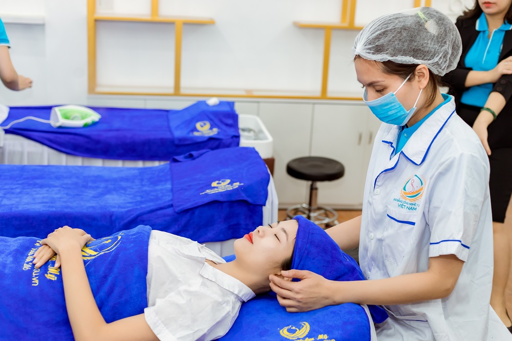 khoa hoc cham soc da 1