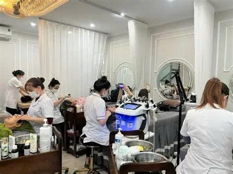 khoa hoc cham soc da TPHCM 1