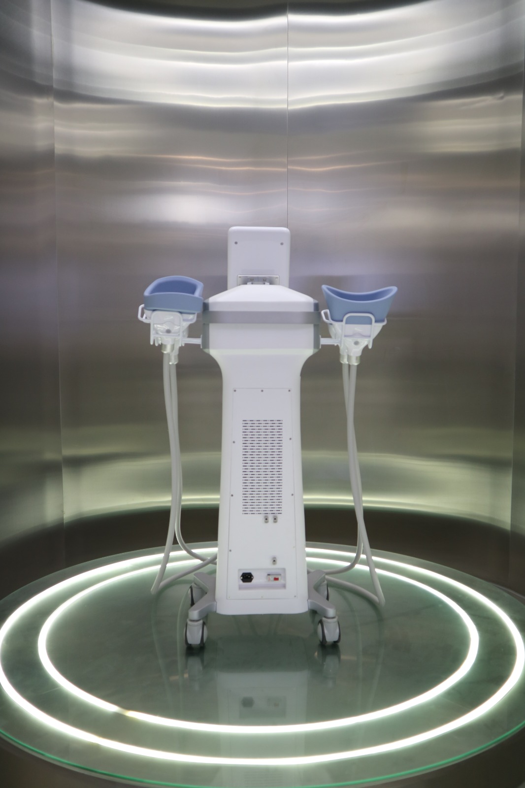 Máy Giảm Béo Quang Đông 360 Cryolipolysis 💎 Giải Pháp Làm Gọn Vóc Dáng An Toàn Cho Spa Hiện Đại 11 Máy Giảm Béo Quang Đông 360 Cryolipolysis 💎 Giải Pháp Làm Gọn Vóc Dáng An Toàn Cho Spa Hiện Đại